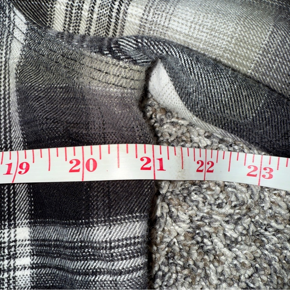 Carhartt Youth Large Hooded Flannel Shirt Plaid Button-Up Black Gray Boys Girls - Picture 5 of 6